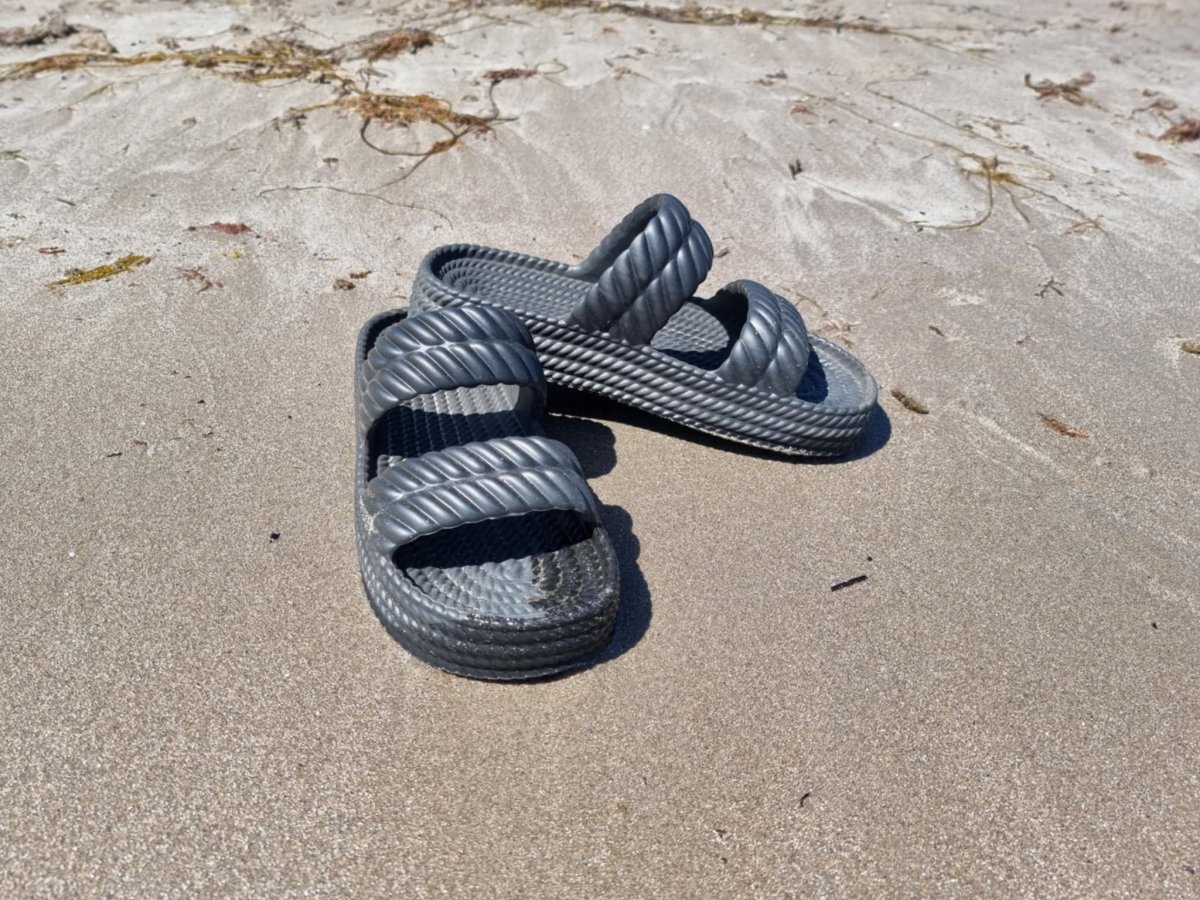 Sara flops - Svart - Image 7