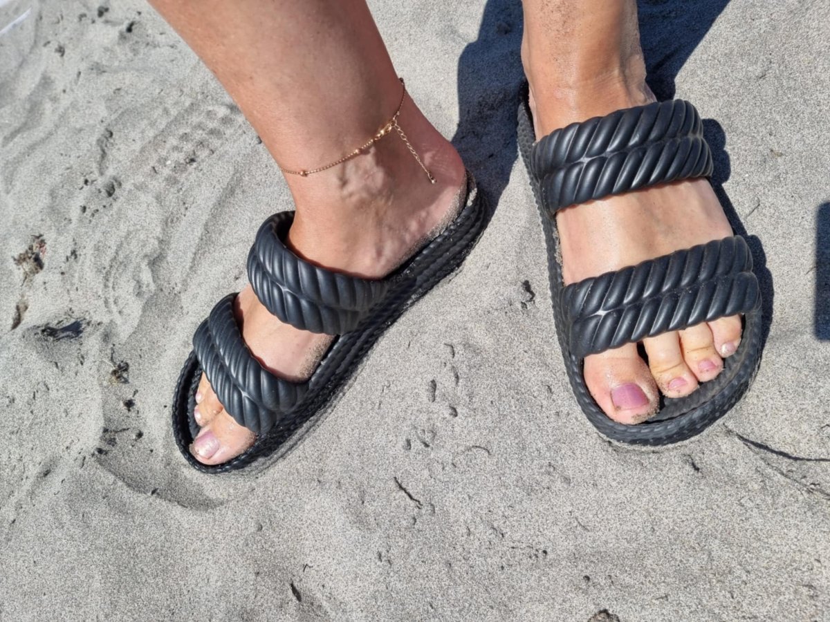 Sara flops - Svart - Image 6